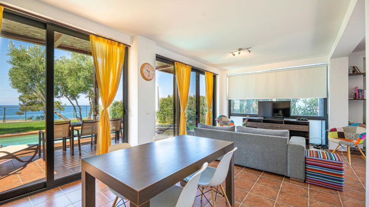 Kalma Villa Ena Nea Moudania Zewnętrze zdjęcie